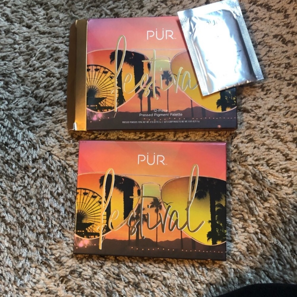 Pur eye shadow pallet